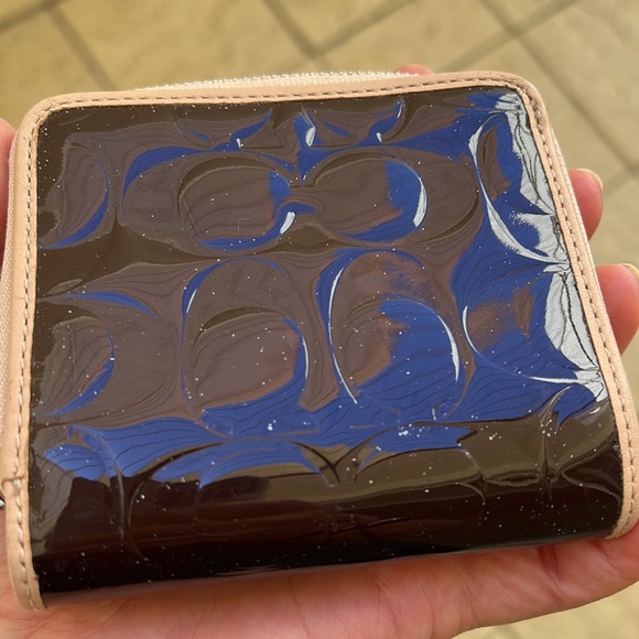 COACH small wallet - patent leather logo - Picture 8 of 8